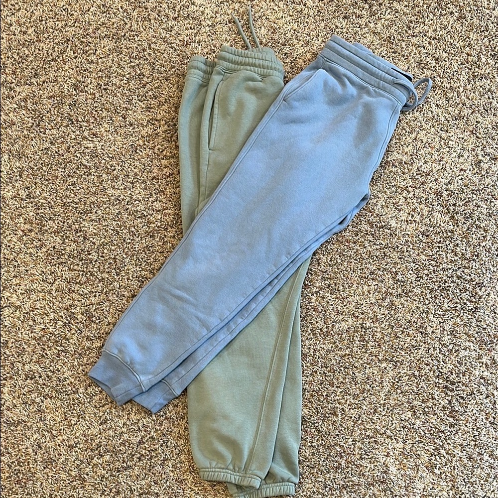 Lot of 2 Men’s H&M/Hollister Blue and Green Sweatpants Sizes S, XS - Picture 6 of 6